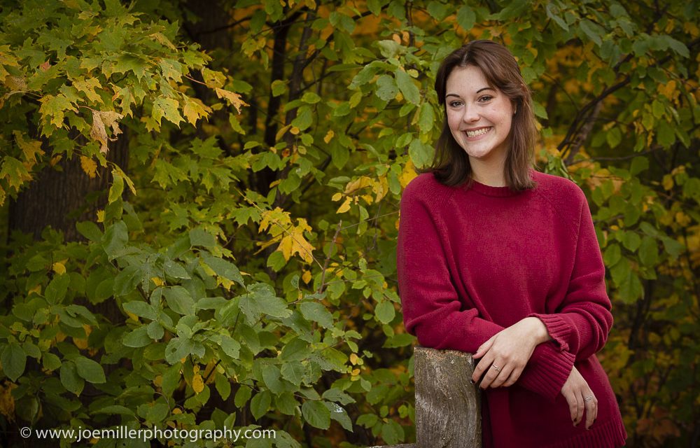 senior girl posing